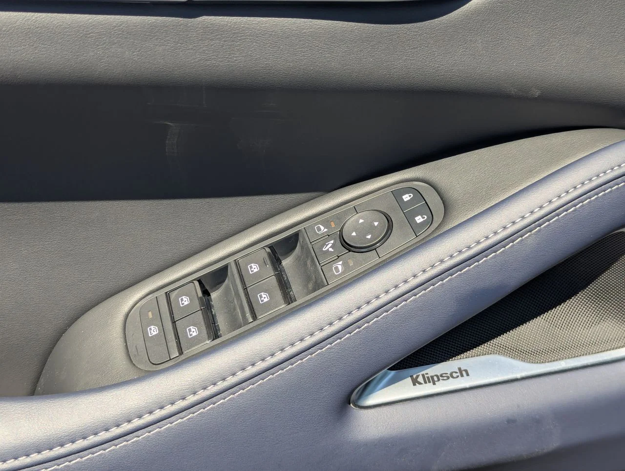 New 2027 HARBOR GRAY INFINITI Sport AWD image 14