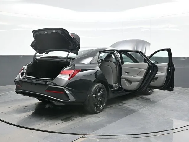 New 2026 Black Hyundai SEL Sport image 29