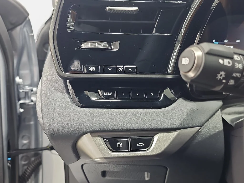 New 2026 Iridium Lexus PREMIUM PLUS image 25