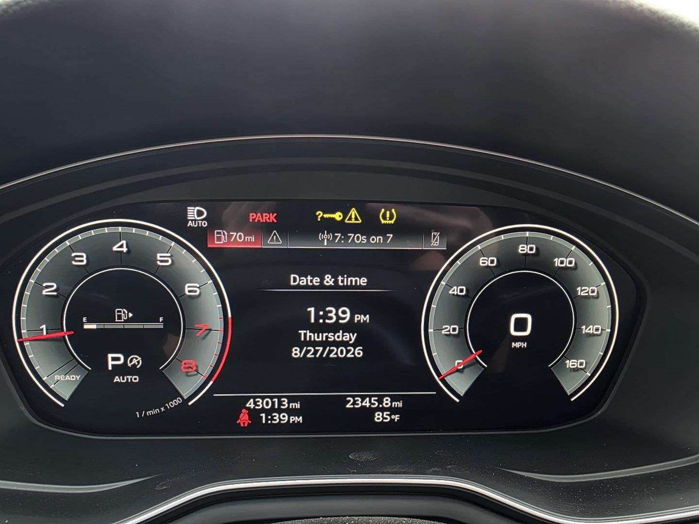 Used 2025  Audi S line Premium image 10