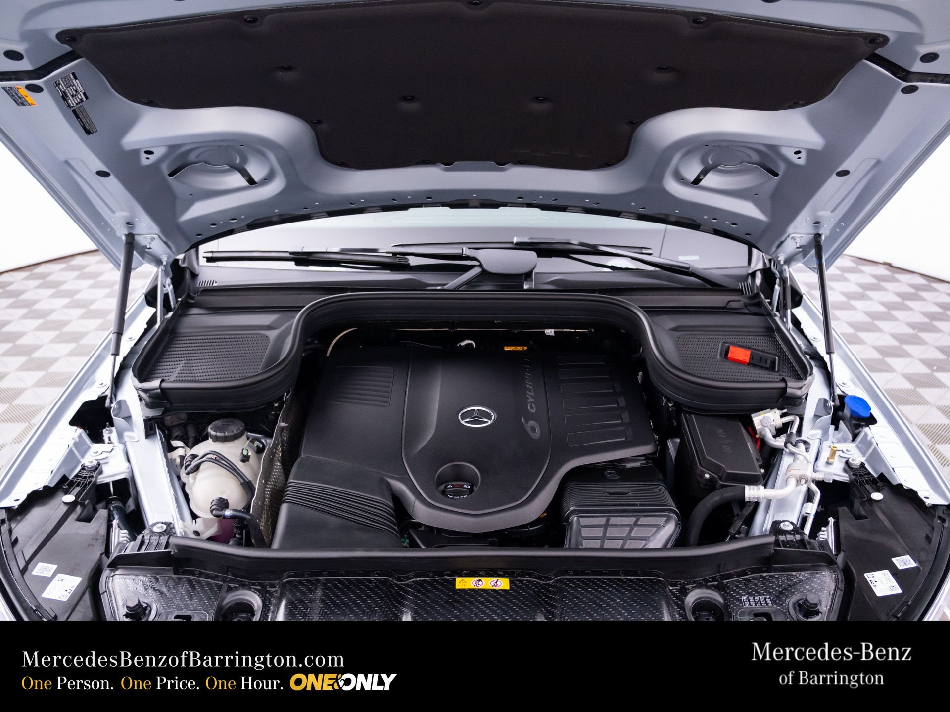 New 2026 Cirrus Silver Metallic Mercedes-Benz GLS 450 image 33