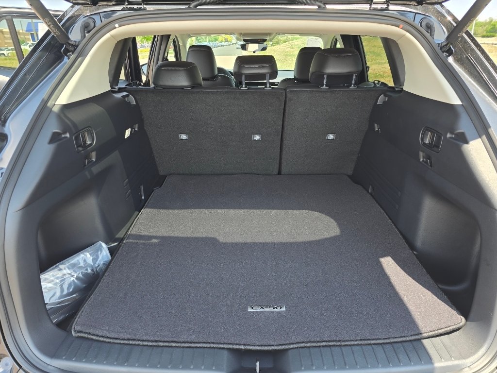 New 2026 Jet Black Mica Mazda 2.5 S Meridian Edition image 29