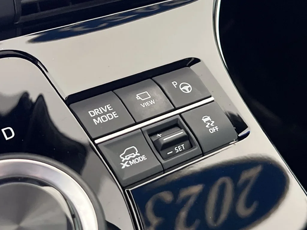 Certified Used 2023 Gray Subaru Touring image 31