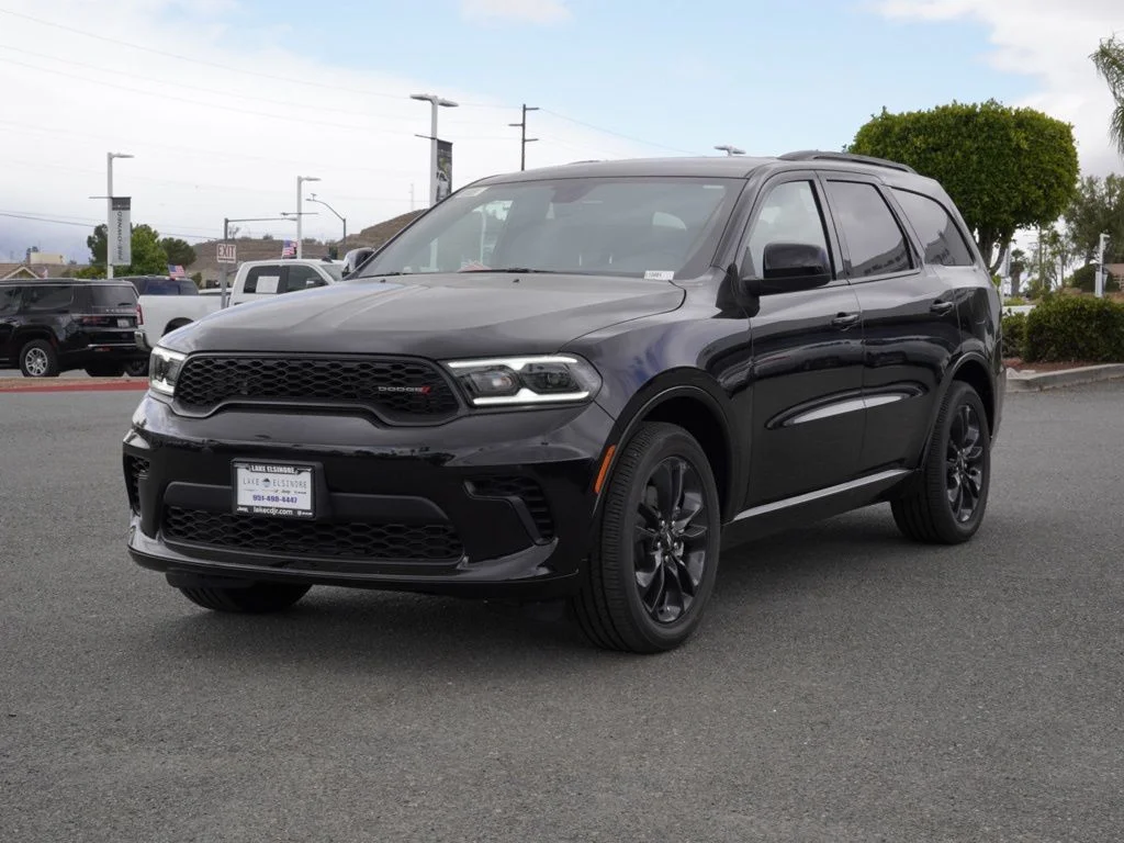 New 2026 Diamond Black Clear-Coat Exterior Paint Dodge GT image 7
