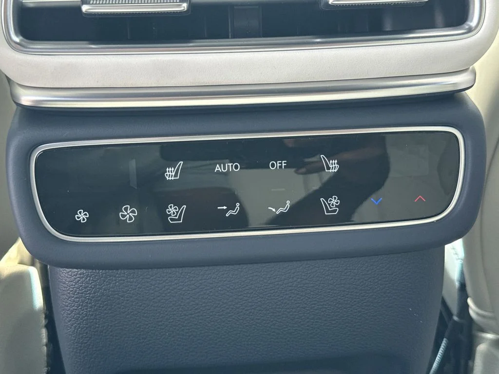 2025 GENESIS GV80 Prestige - Photo 23