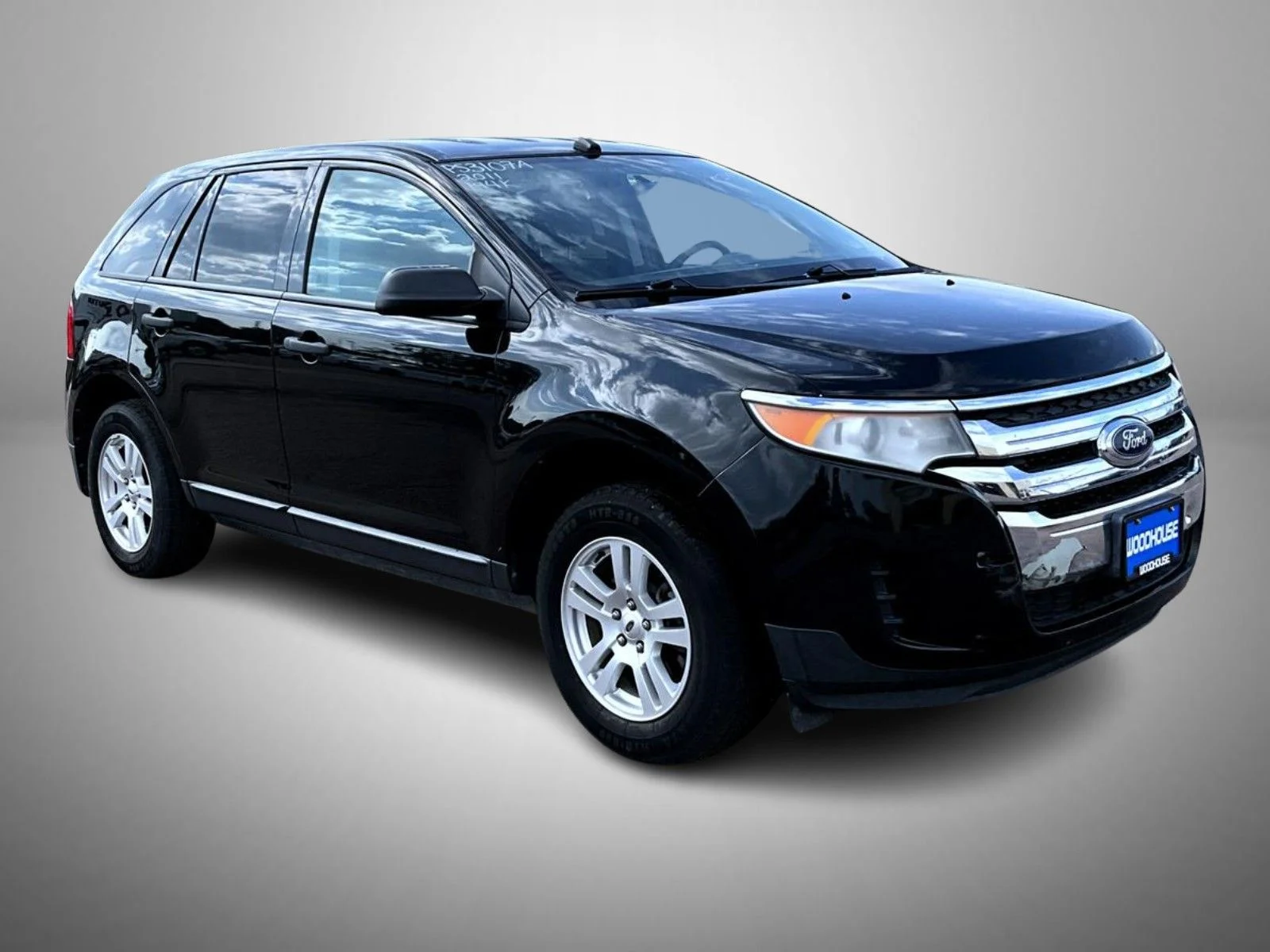 Used 2011 Black Ford SE image 3