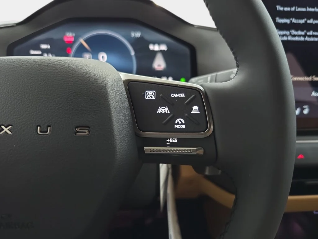 New 2026 Caviar Lexus PREMIUM AWD image 18