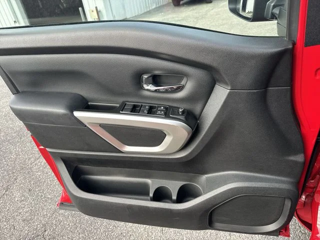 Used 2023 Red Nissan SV image 25