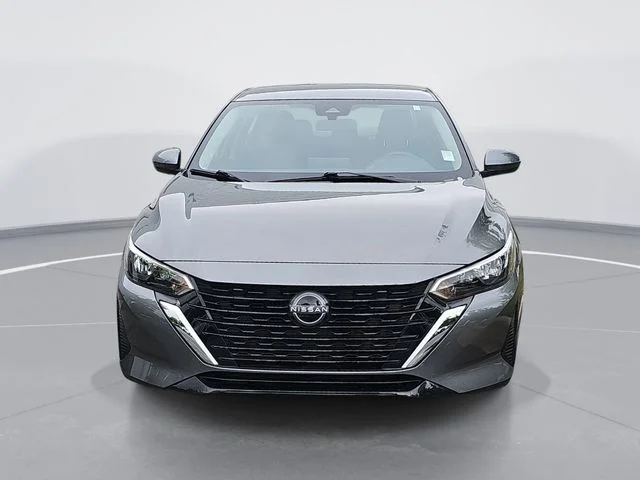 Used 2024 Gray Nissan SV image 8