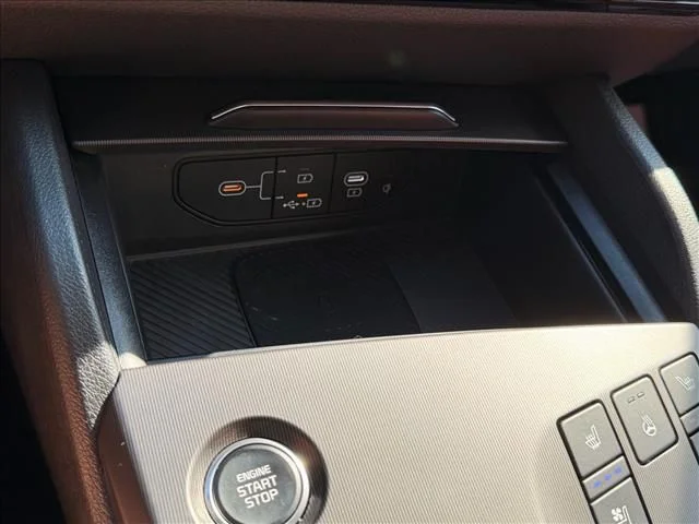 Used 2026 Black Kia SX-Prestige image 21