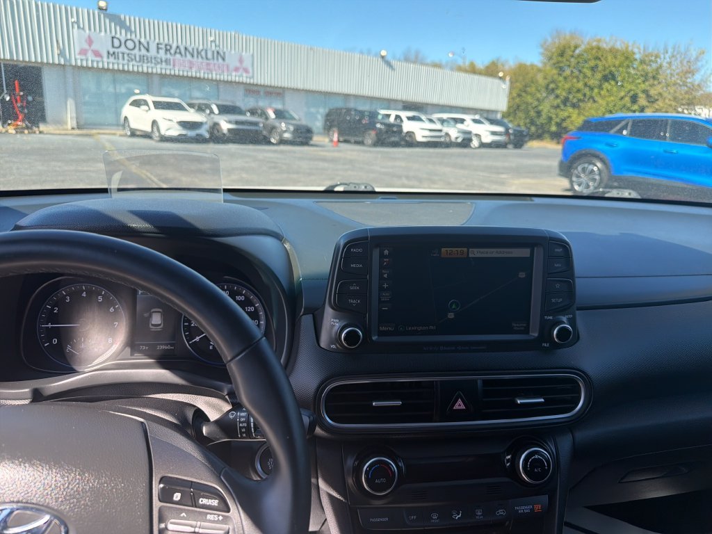 Used 2020 White Hyundai Ultimate image 21