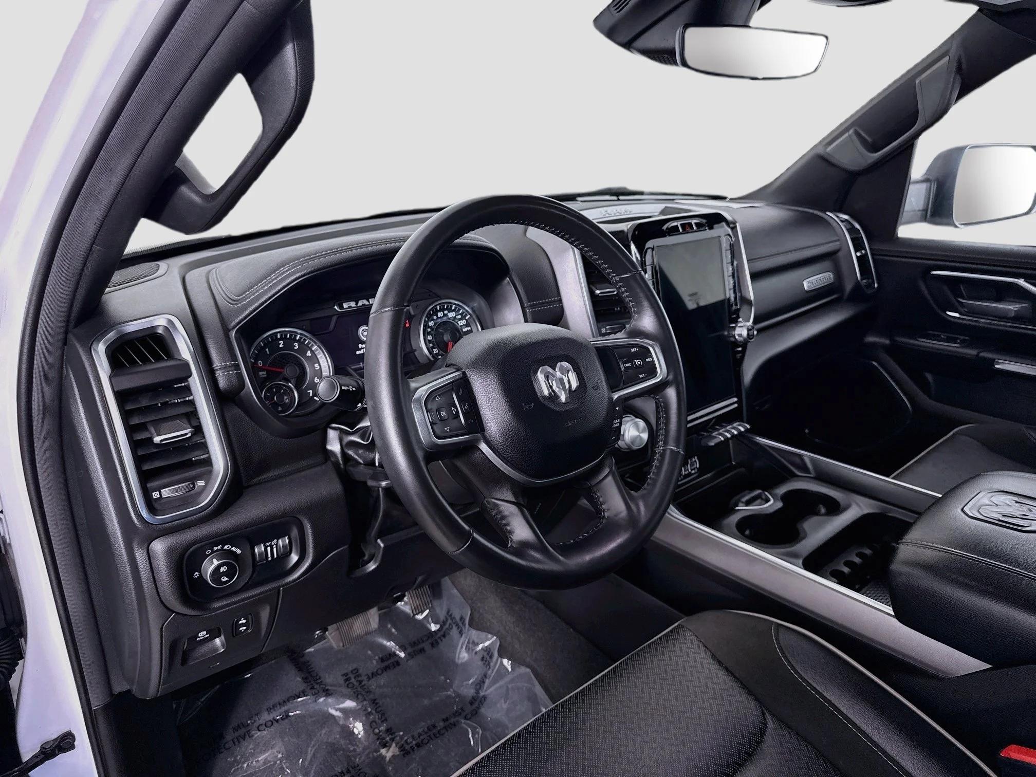 Used 2024  Ram Laramie image 11