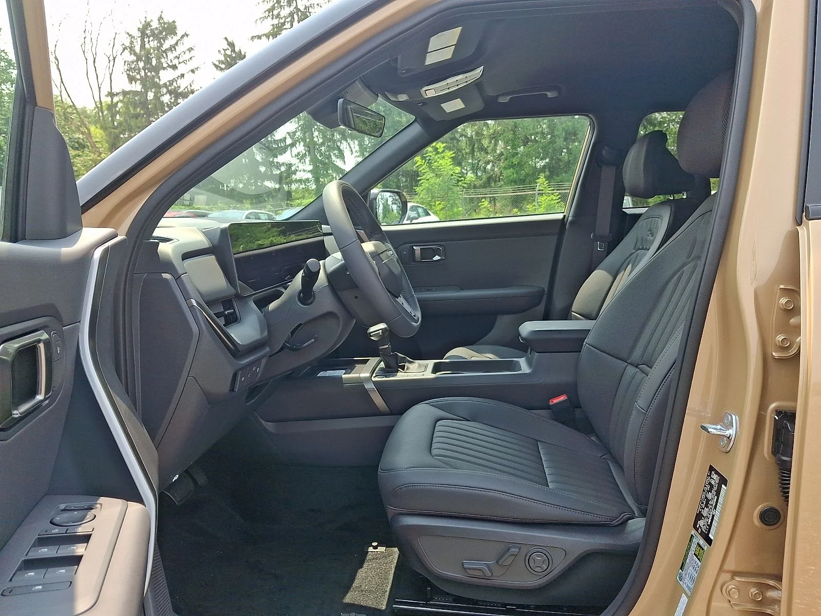 New 2027 Brown Kia X-Line S image 13