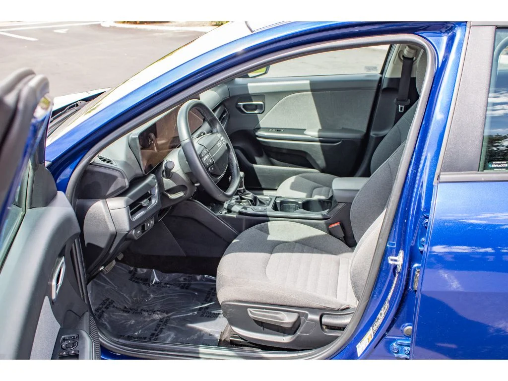 Used 2025 Deep Sea Blue Kia EX image 27