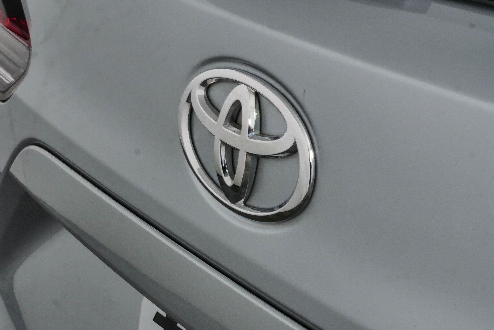 Used 2025 Sonic Silver Toyota XLE image 33