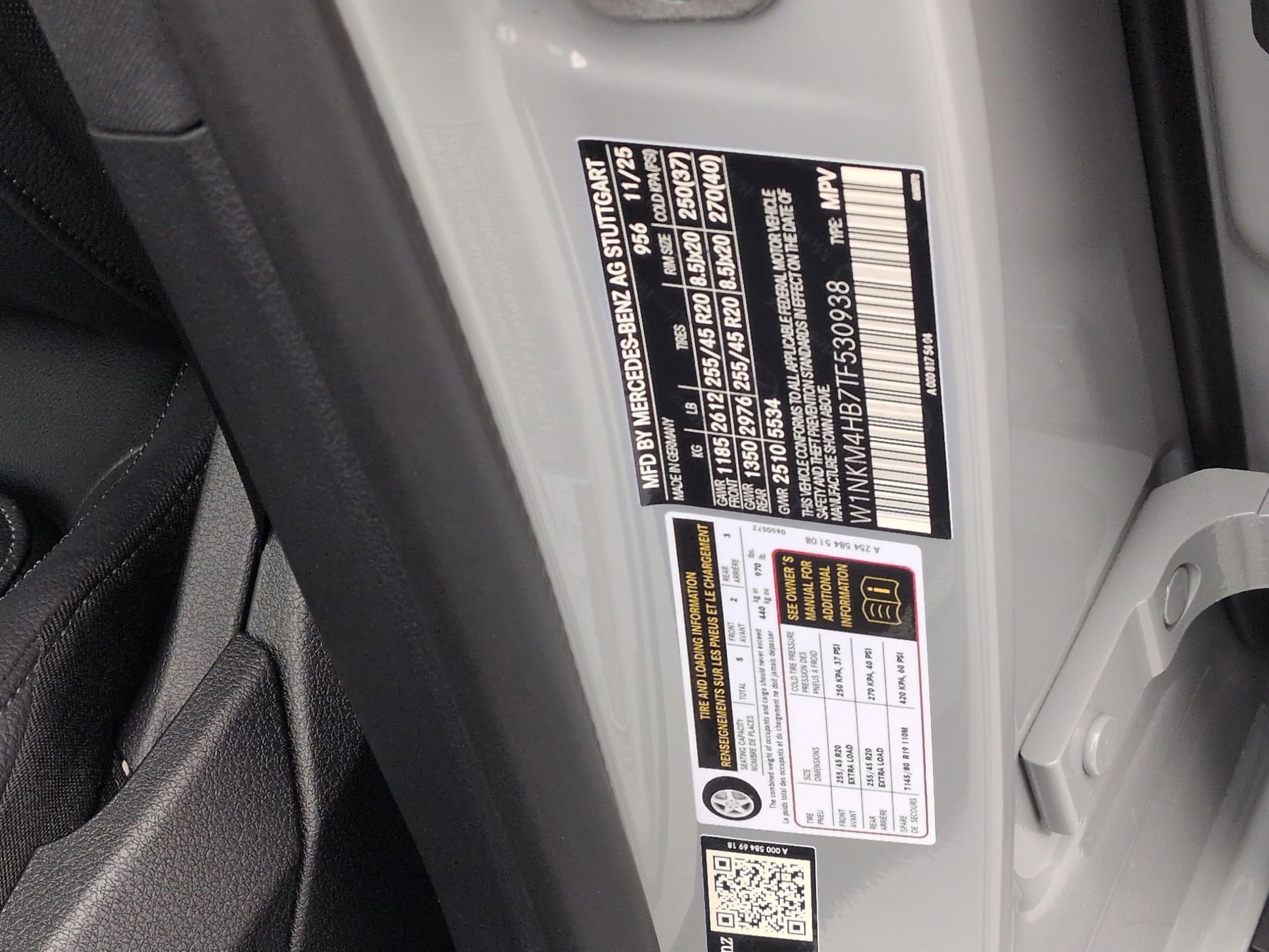New 2026 MANUFAKTUR Alpine Grey Mercedes-Benz GLC 300 image 74