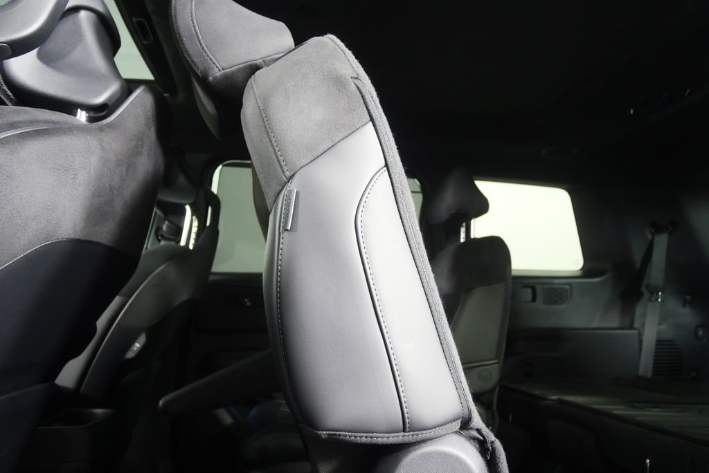 Used 2027 Black Jade Green Kia X-Line SX Prestige image 19