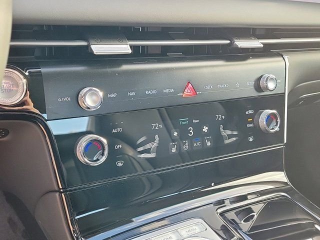2025 GENESIS G80 Base - Photo 25