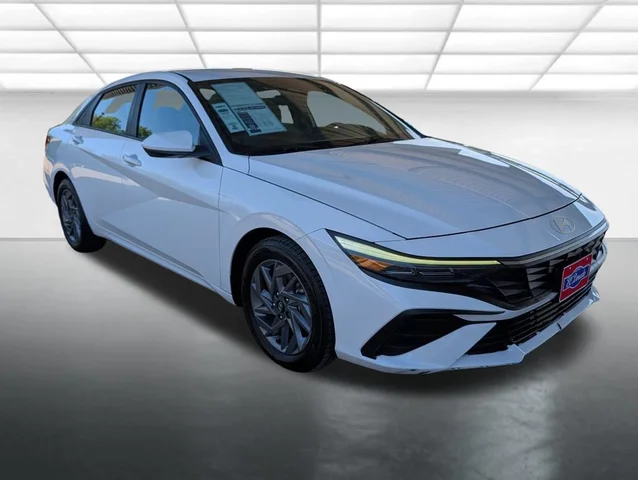 2024 Hyundai Elantra SEL