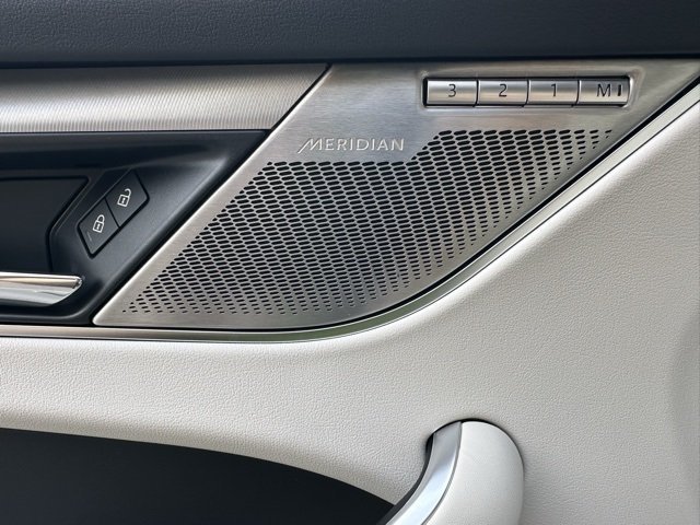 2026 Jaguar F-Pace R-Dynamic S - Photo 35