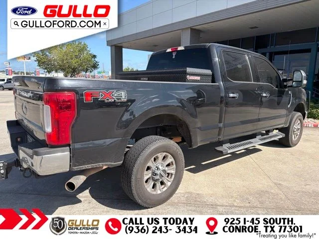 Used 2018 Shadow Black Ford XLT image 4