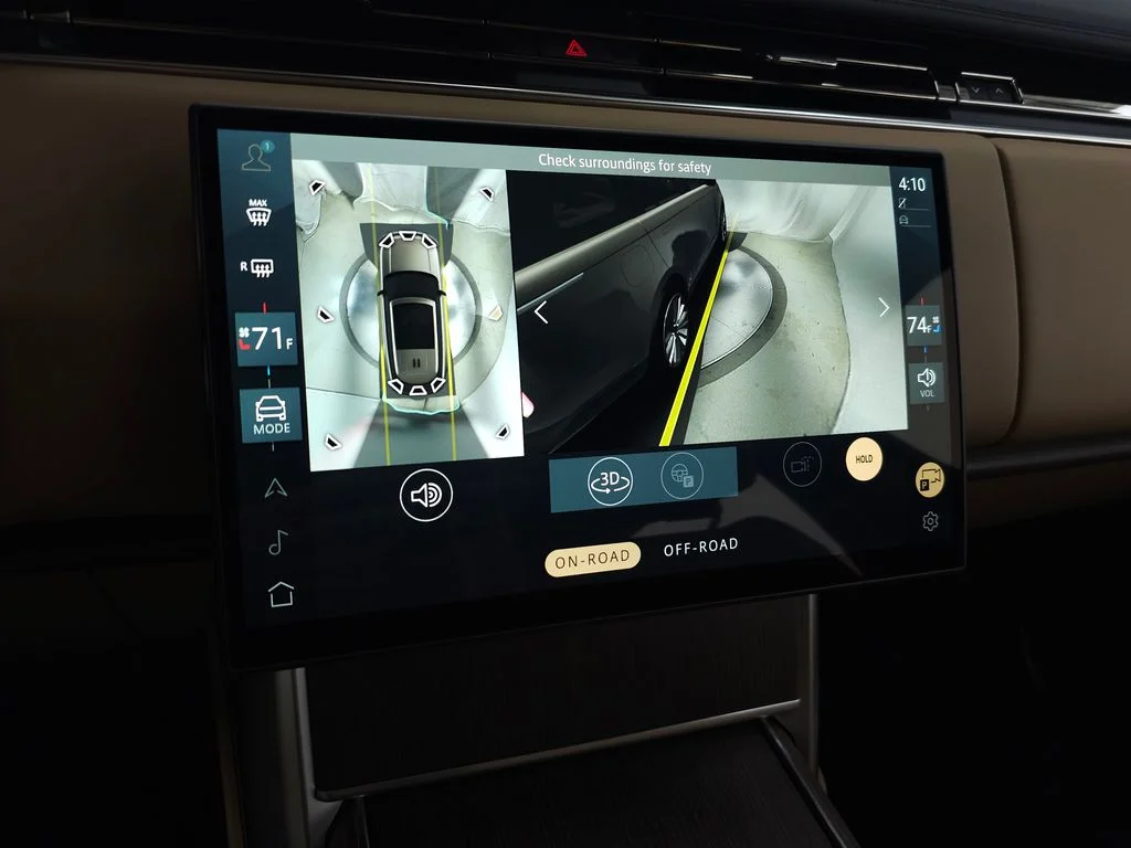 New 2026 Santorini Black Land Rover SE image 35