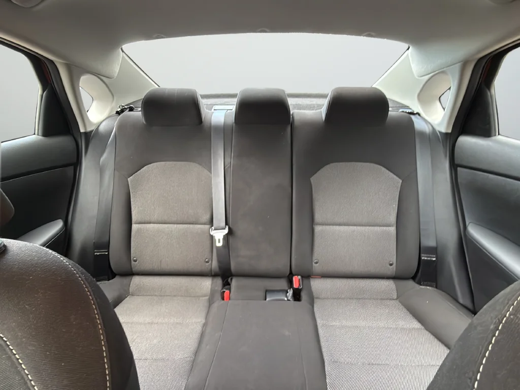 Used 2023 Red Kia LXS image 46