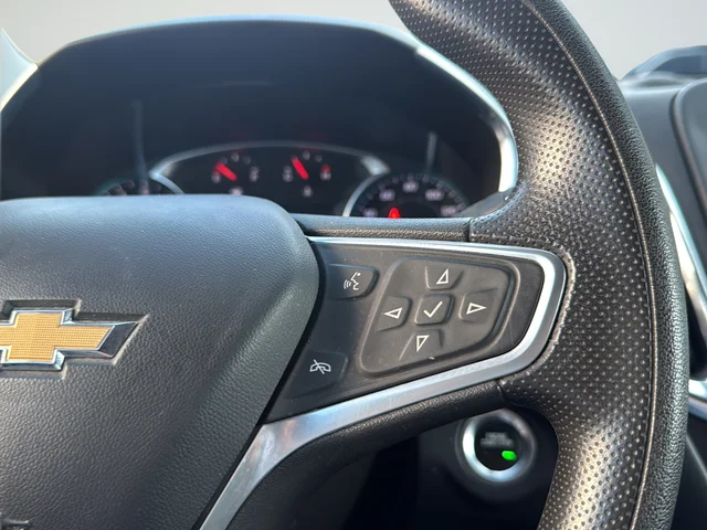 Used 2023 Gray Chevrolet LT image 17