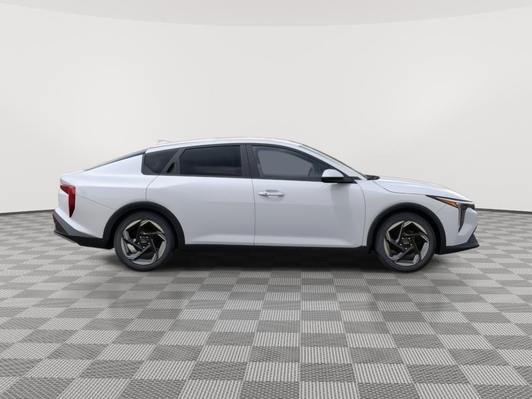 New 2025 Snow White Pearl Kia EX image 30