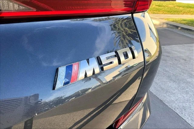 Used 2020 Gray Metallic BMW M50i image 8