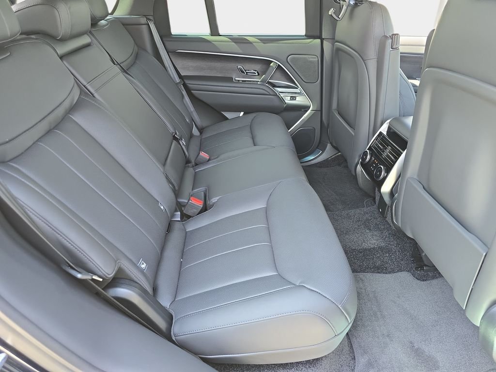 New 2026 Constellation Blue Ultra Metallic Gloss Land Rover SE image 11