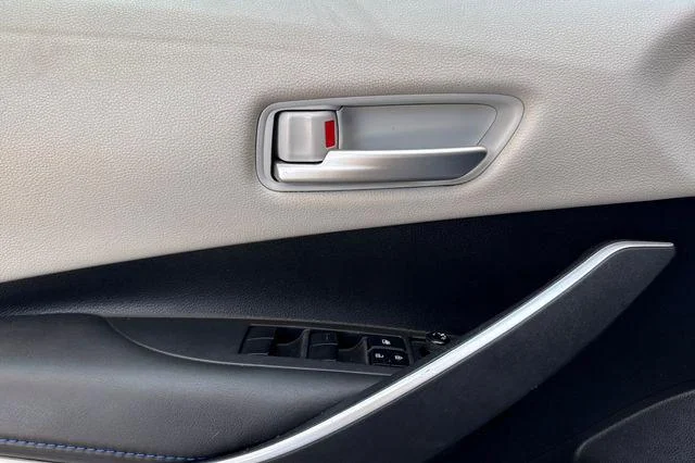 Certified Used 2021 CELESTITE GRAY ME. Toyota  image 12