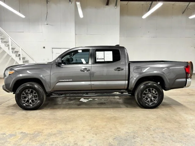 Used 2020 Gray Toyota SR5 image 4