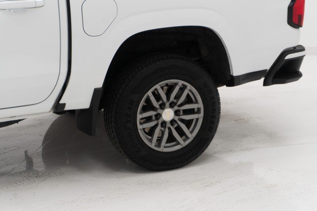Used 2023 Summit White Chevrolet 2WD LT image 12
