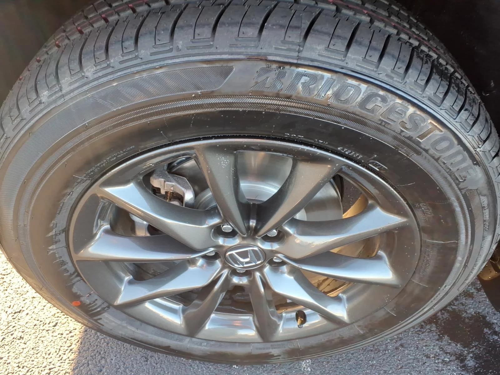 New 2027 Meteorite Gray Metallic Honda EX-L image 15