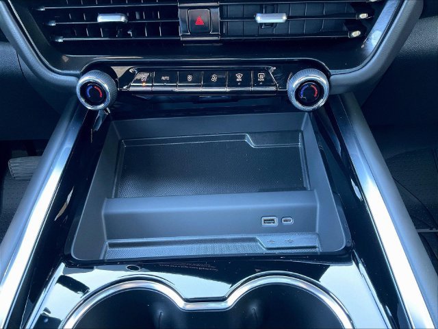 2026 Chevrolet Tahoe LS - Photo 8