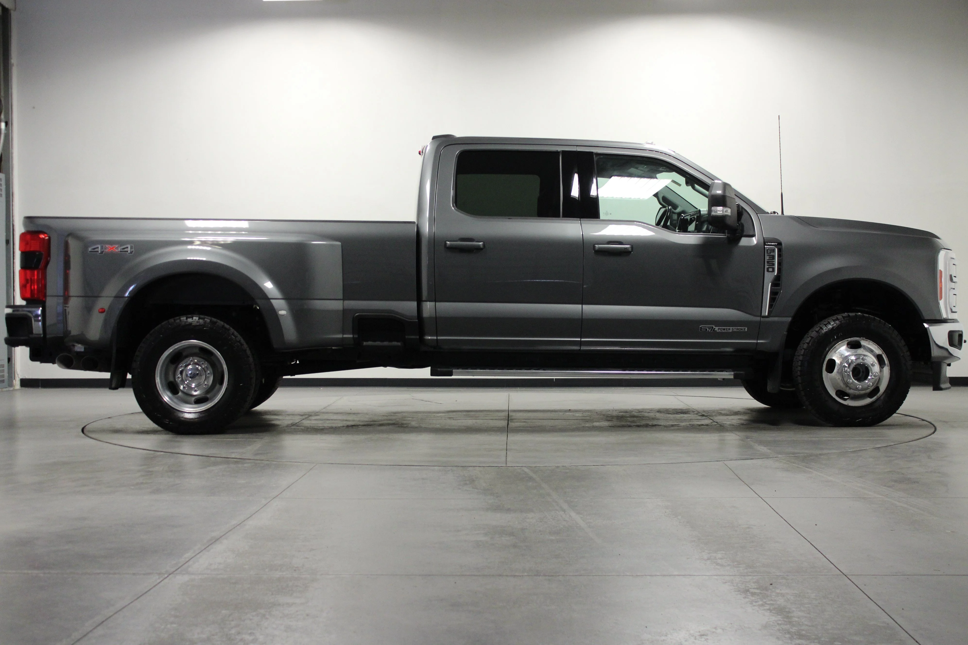 Used 2023 Carbonized Gray Metallic Ford LARIAT image 3