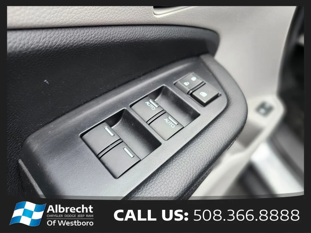 Used 2020 Gray Honda EX-L image 19