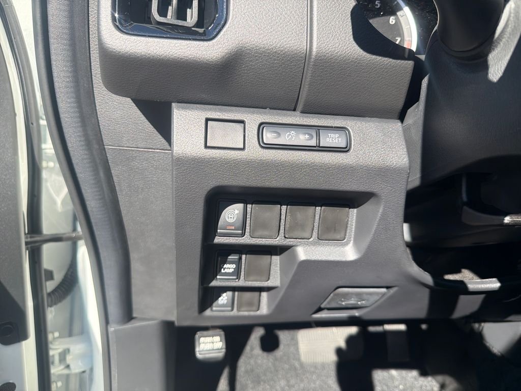 New 2026 Nissan Frontier SV 4D Crew Cab