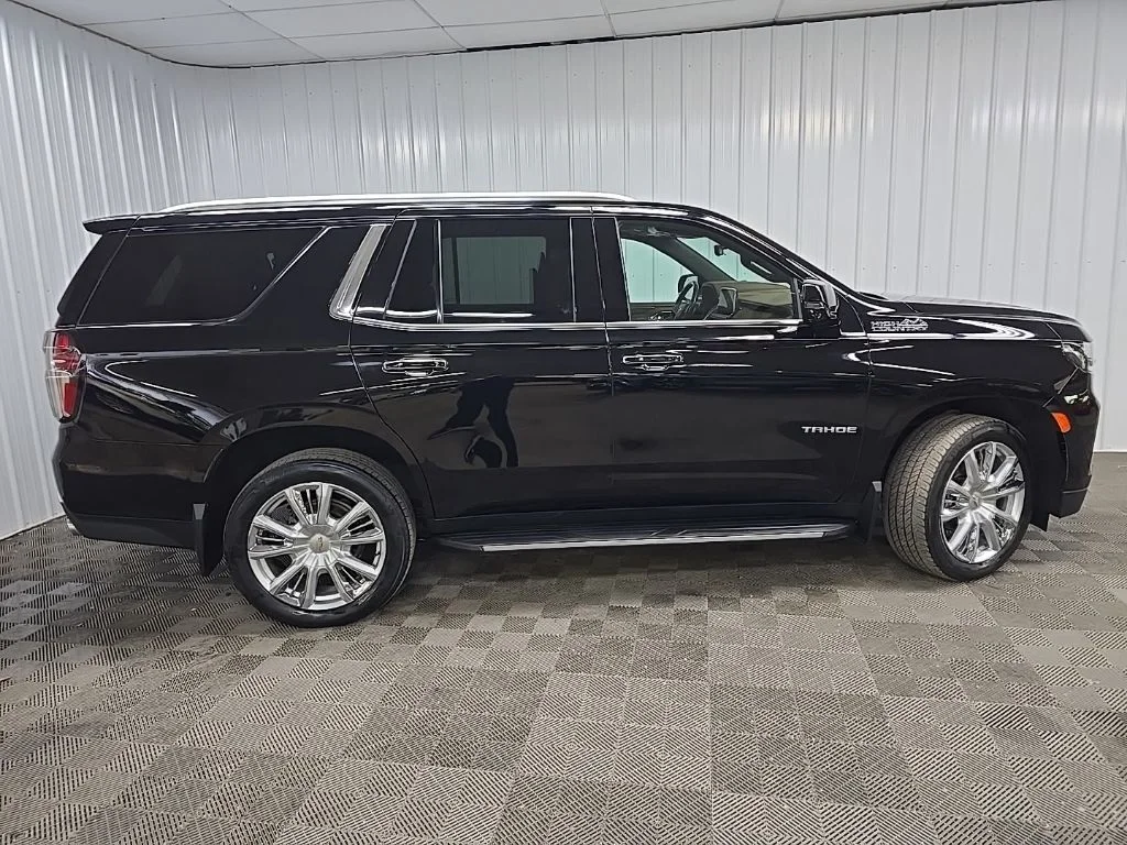 Used 2021 Black Chevrolet High Country image 2