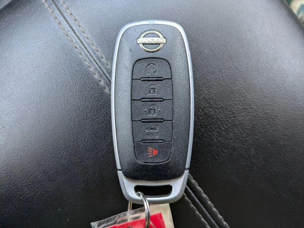 Certified Used 2024 Super Black Nissan SL image 31