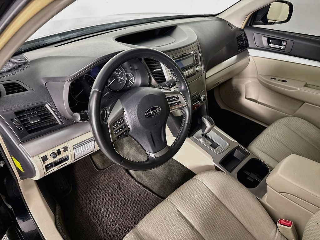 Used 2012 Black Subaru 2.5i Premium image 4