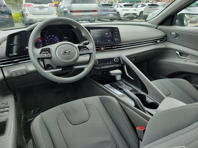 Certified Used 2023 Black Hyundai SEL image 10