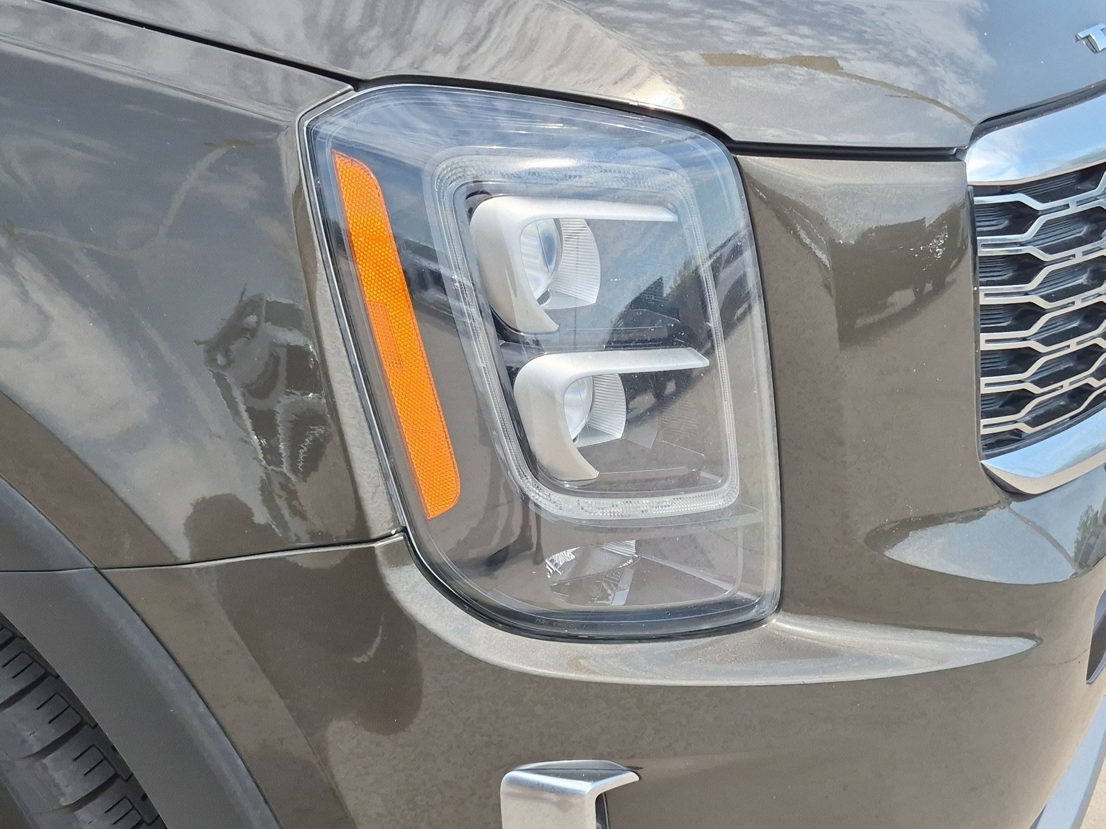 Used 2020 Dark Moss Kia SX image 10