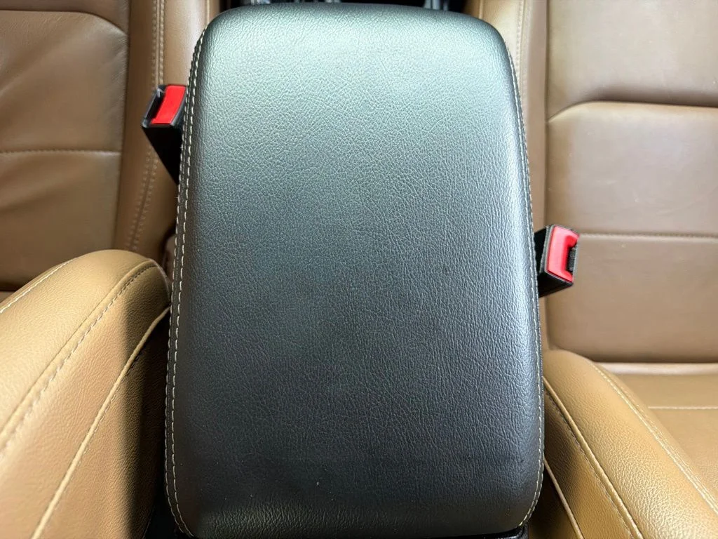 Used 2020 White Jeep Unlimited Sahara image 41
