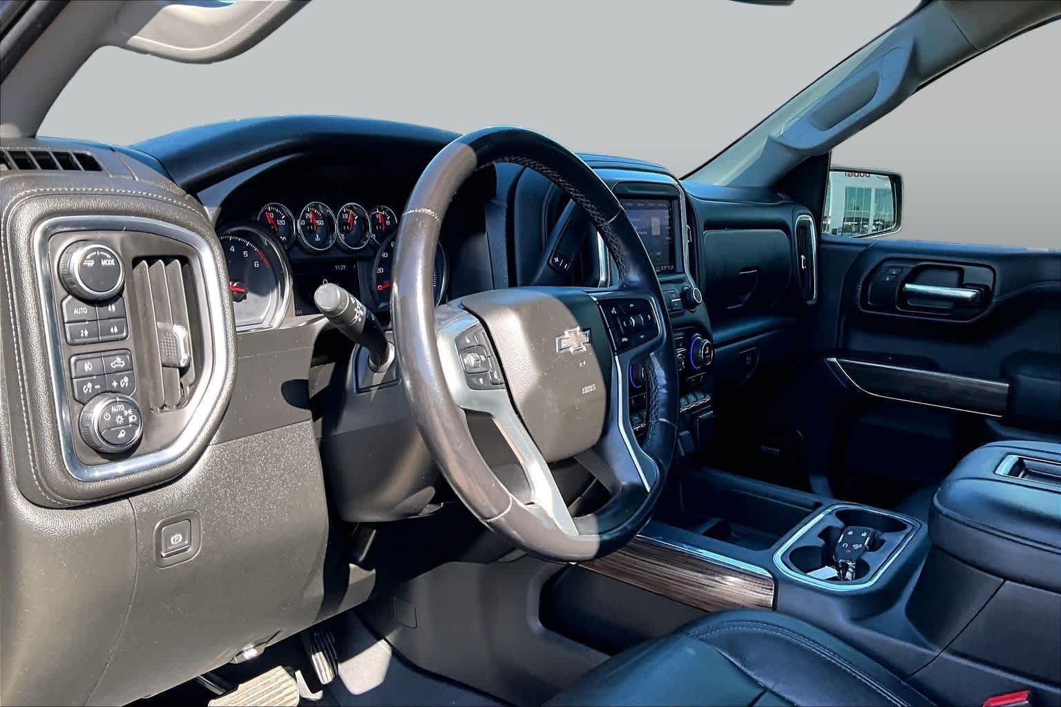 Used 2020 Northsky Blue Metallic Chevrolet LT Trail Boss image 16