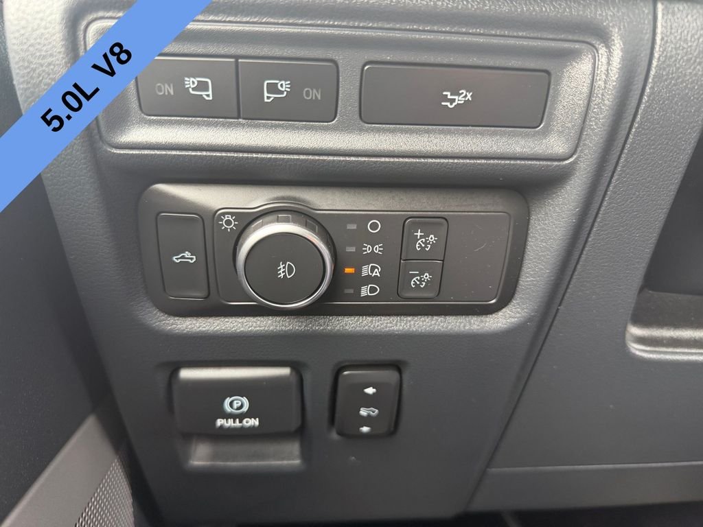 Used 2022 Oxford White Ford Lariat image 19