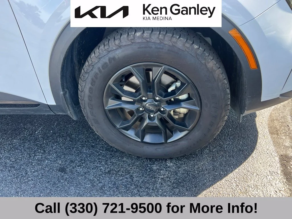 Certified Used 2025 White Kia X-Pro Prestige image 20