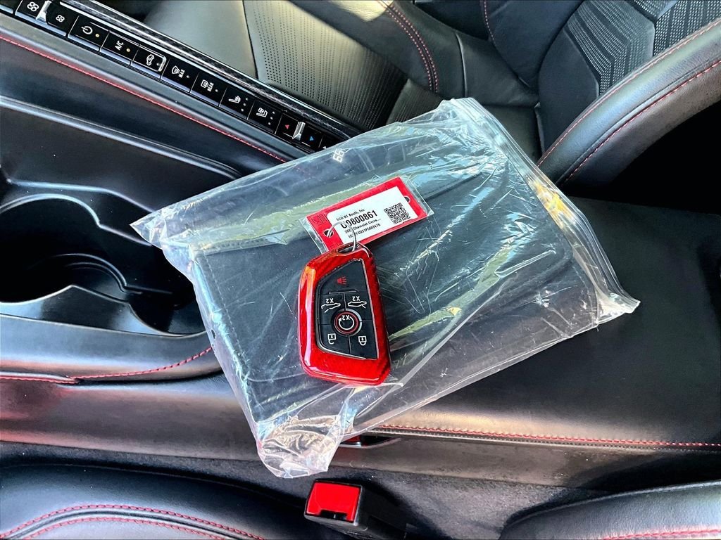 Used 2023 Red Chevrolet Z06 image 28