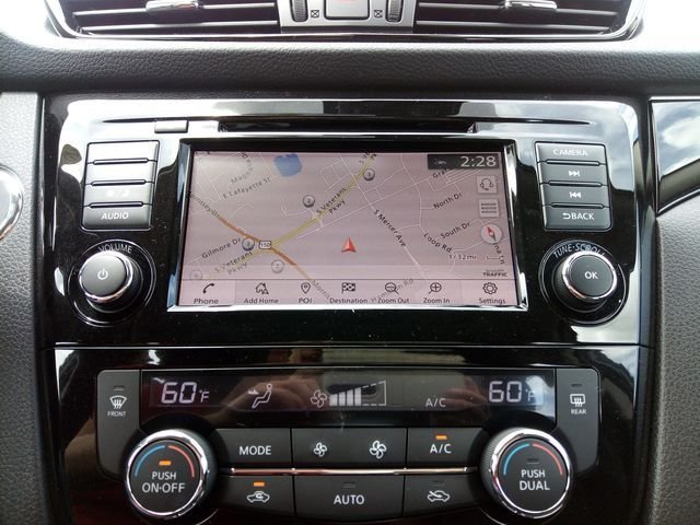 Used 2019 Gun Metallic Nissan SL image 27
